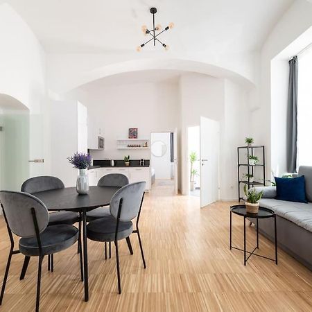 Spacious 2Br Near Attractions By Hm Wien Exterior foto